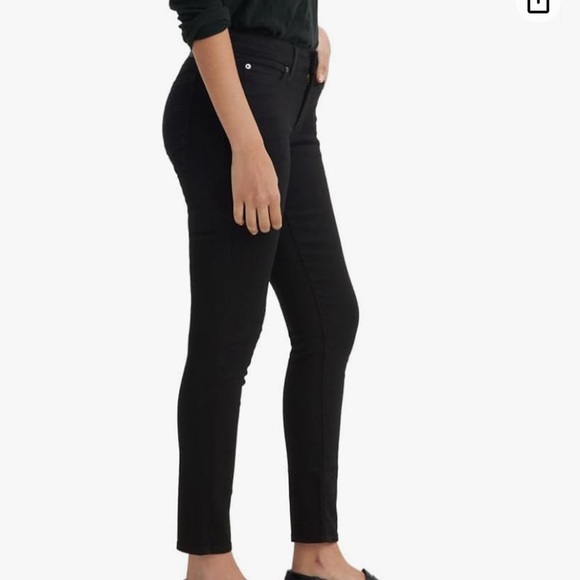 Levi’s 710 Super Skinny high waisted black jeans NWT (tried on once.) Size 29/30 - Picture 2 of 3